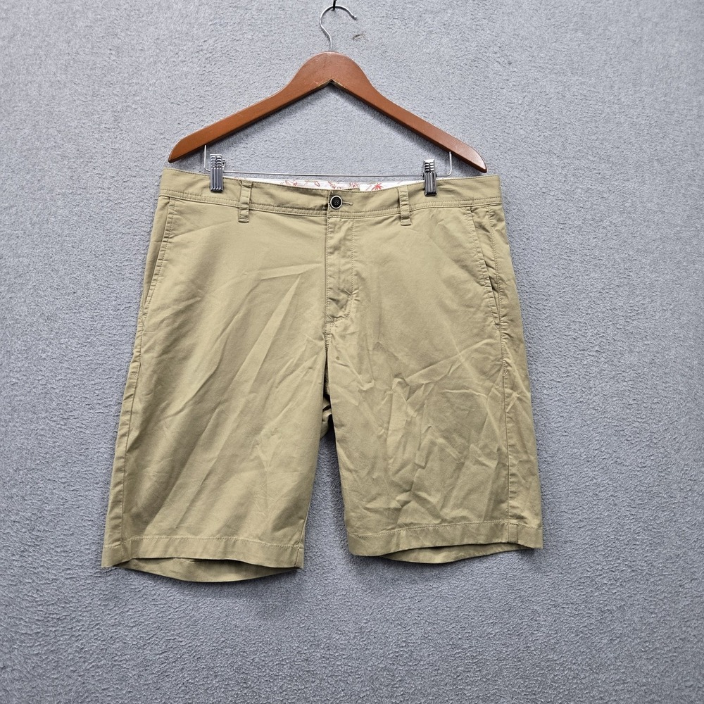 Tommy Bahama Men Shorts 35 Khaki Chino 8" Inseam Logo Stretch